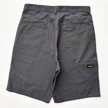 Load image into Gallery viewer, Dickies Shorts W34