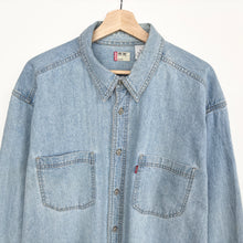 Load image into Gallery viewer, Levi’s Denim Shirt (2XL)