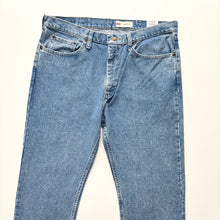 Load image into Gallery viewer, Wrangler Jeans W36 L29