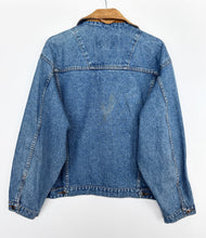 Load image into Gallery viewer, 90s Timberland Denim Jacket (S)