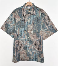 Load image into Gallery viewer, 90s Crazy Print Shirt (XL)