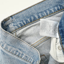 Load image into Gallery viewer, Distressed Carhartt Jeans W32 L32