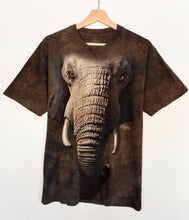 Load image into Gallery viewer, Elephant T-shirt (M)