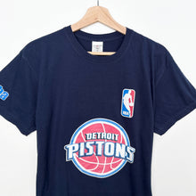 Load image into Gallery viewer, NBA Detroit Pistons T-shirt (S)