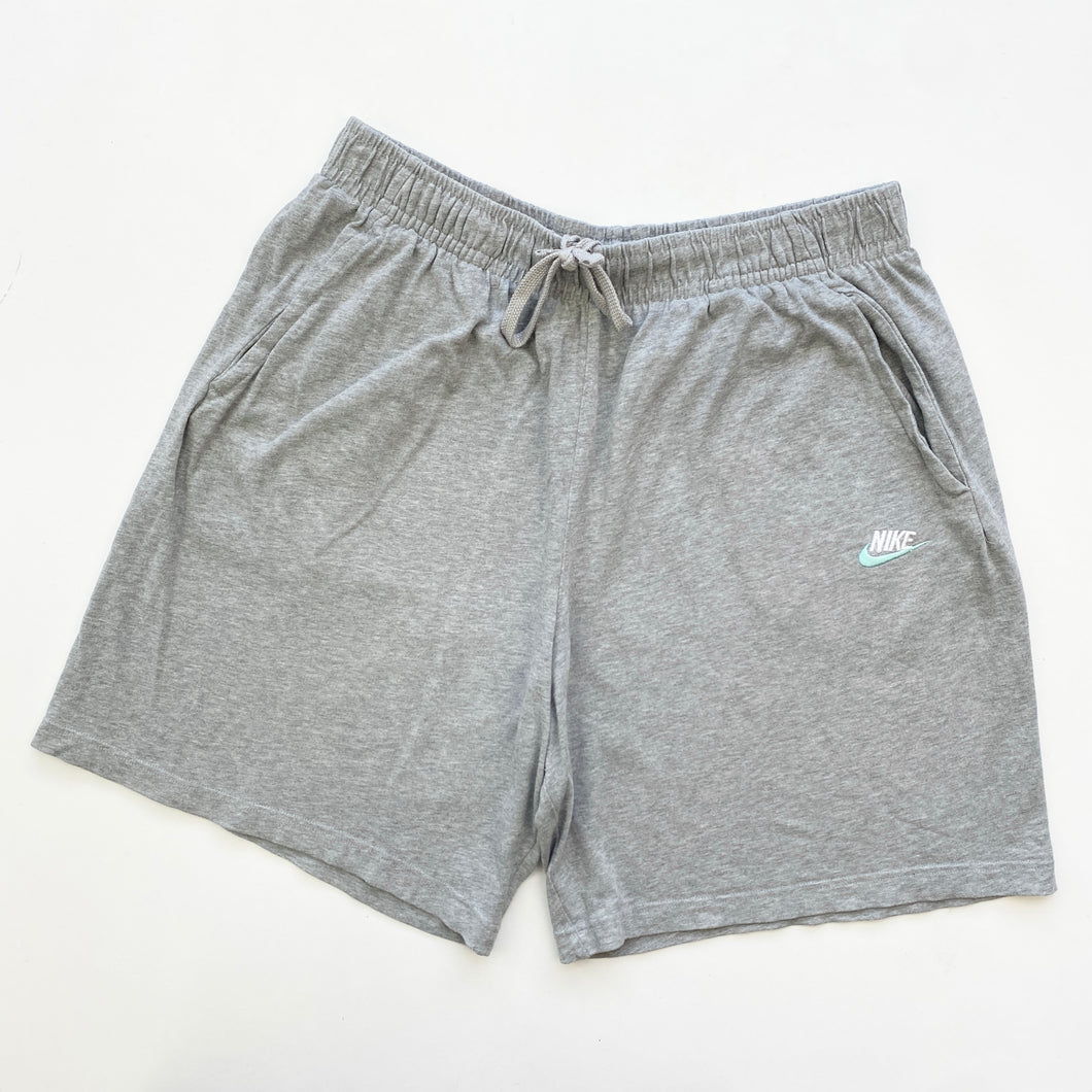 Nike Shorts (XL)