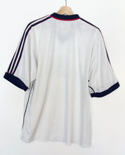 Load image into Gallery viewer, 90s Adidas T-shirt (L)