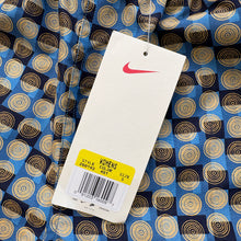 Load image into Gallery viewer, Deadstock 90s Nike Shorts (XS)