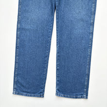 Load image into Gallery viewer, Wrangler Jeans W36 L32