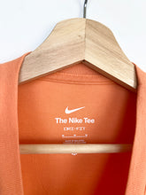 Load image into Gallery viewer, Nike T-shirt (M)