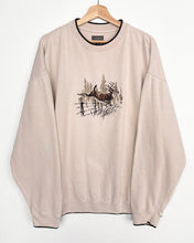 Load image into Gallery viewer, Deer Embroidered Sweatshirt (XL)