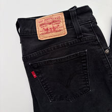 Load image into Gallery viewer, Women’s Levi’s 550 Boot Cut Jeans W26 L30