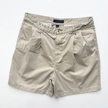 Load image into Gallery viewer, Tommy Hilfiger Shorts W36