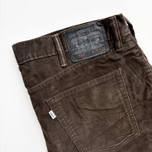 Load image into Gallery viewer, Levi’s 514 Cords W38 L32