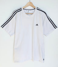 Load image into Gallery viewer, 00s Adidas T-shirt (XL)