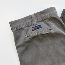 Load image into Gallery viewer, 90s Chaps Ralph Lauren Cargos W38 L32