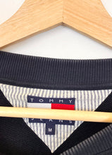 Load image into Gallery viewer, Tommy Hilfiger Sweatshirt (M)