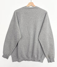 Load image into Gallery viewer, 00s Disney Tigger sweatshirt (L)