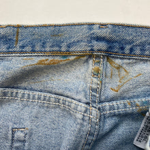 Load image into Gallery viewer, Wrangler Jeans W40 L30