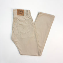 Load image into Gallery viewer, 90s Levi’s 500 Jeans W32 L32