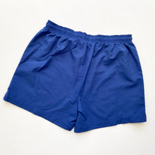 Load image into Gallery viewer, 00s Reebok Shorts (L)