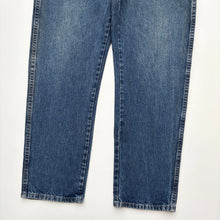 Load image into Gallery viewer, Wrangler Jeans W36 L30