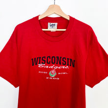 Load image into Gallery viewer, Lee 2000 Wisconsin Badgers T-shirt (L)