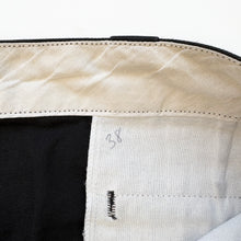 Load image into Gallery viewer, Dickies Shorts W38