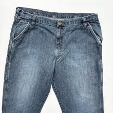 Load image into Gallery viewer, Wrangler Carpenter Jeans W40 L32