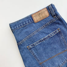 Load image into Gallery viewer, Tommy Hilfiger Jeans W36 L30