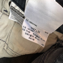 Load image into Gallery viewer, Levi’s 510 W27 L30