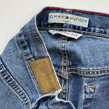 Load image into Gallery viewer, Women’s Tommy Hilfiger Jeans W36 L30