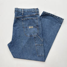 Load image into Gallery viewer, Wrangler Carpenter Jeans W40 L32