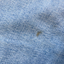 Load image into Gallery viewer, 90s Lee Denim Shorts W30/32