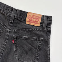 Load image into Gallery viewer, Women’s Levi’s Denim Shorts W26