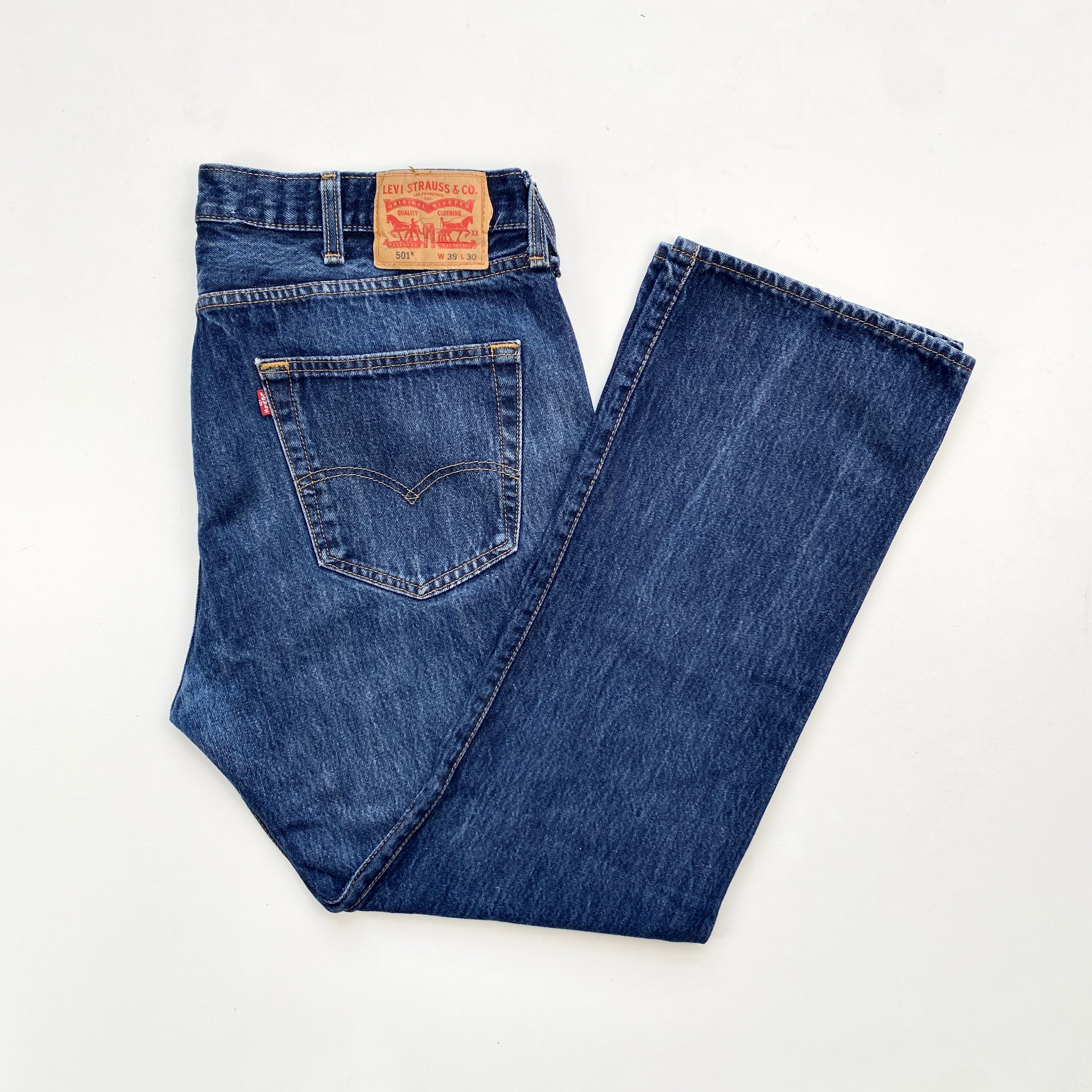 Levi's 501 W38 L30 – Red Cactus Vintage