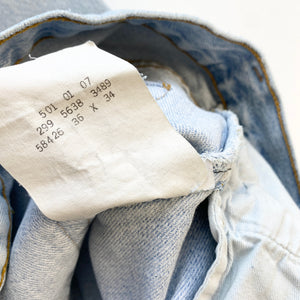 90s Levi’s 501 W34 L32