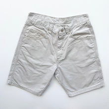 Load image into Gallery viewer, Wrangler Denim Shorts W28