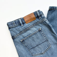 Load image into Gallery viewer, Nautica Jeans W38 L30