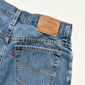 90s Levi’s Denim Shorts W30