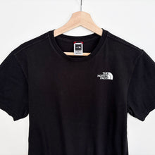 Load image into Gallery viewer, The North Face T-shirt (S)