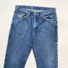 Load image into Gallery viewer, Wrangler Jeans W36 L32