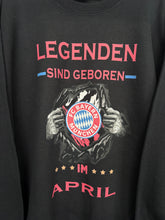 Load image into Gallery viewer, Bayern Munich FC Sweatshirt (XL)