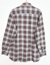 Load image into Gallery viewer, 90s Flannel Shirt (L)