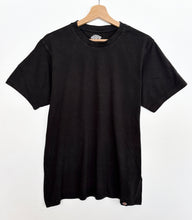 Load image into Gallery viewer, Dickies T-shirt (S)