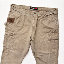 Load image into Gallery viewer, Wrangler Cargos W40 L30