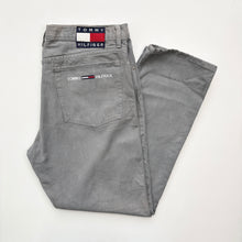 Load image into Gallery viewer, 90s Tommy Hilfiger Jeans W38 L32