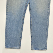 Load image into Gallery viewer, Wrangler Jeans W36 L34