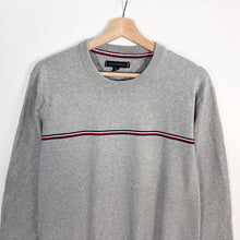Load image into Gallery viewer, Tommy Hilfiger Jumper (XL)