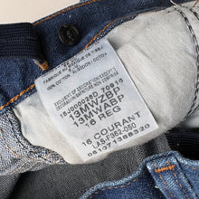 Load image into Gallery viewer, Wrangler Jeans W28 L29