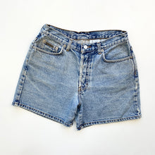 Load image into Gallery viewer, 90s Calvin Klein Denim Shorts W28